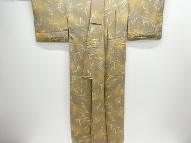  草花模様小紋着物